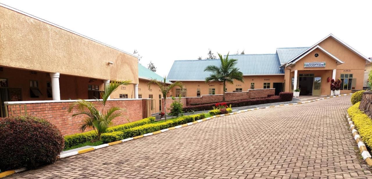 St Etienne Guest House Kigali Bagian luar foto